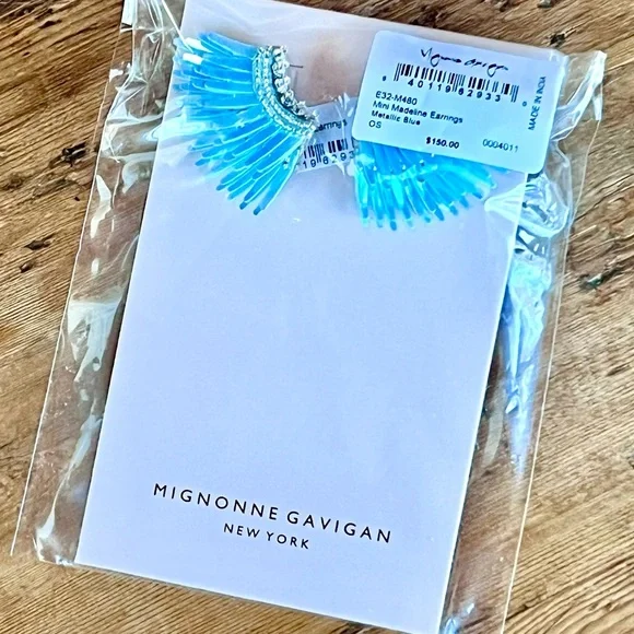 πΊπHPππΊ NWT Mignonne Gavigan Mini Madeline Earrings Metallic Blue - Picture 13 of 16